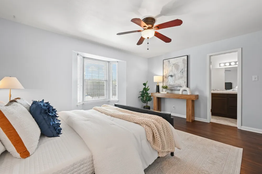 1240 Barton Hills Drive #116 Austin, TX 78704