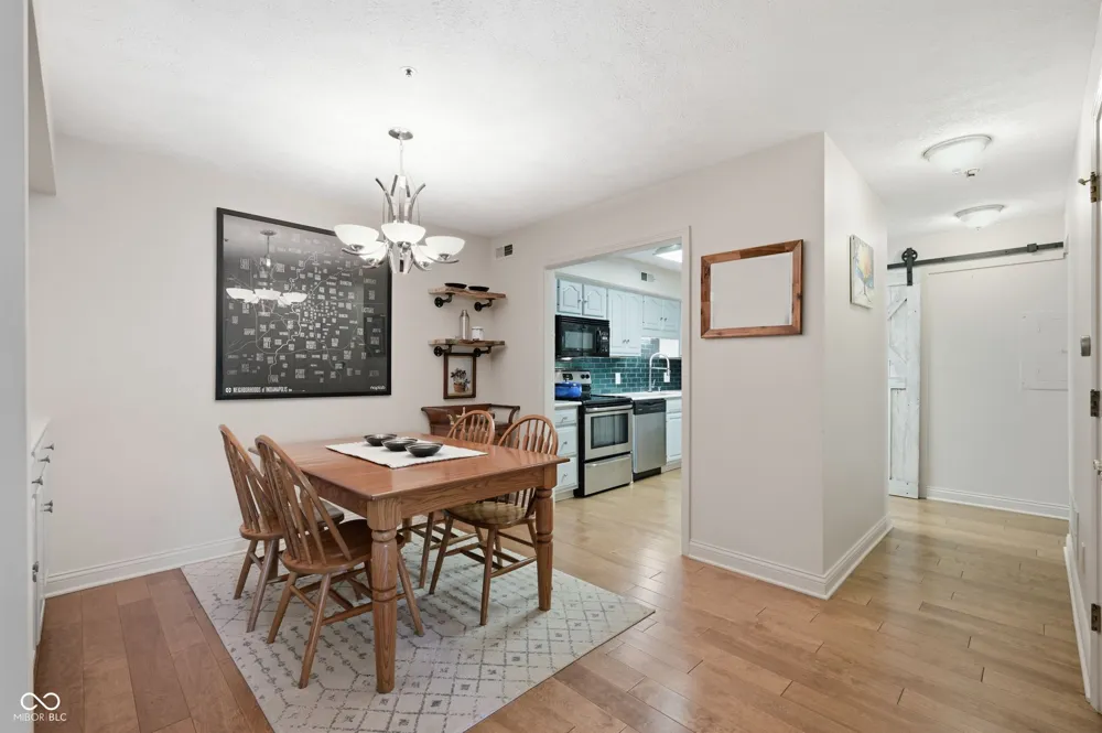 7601 Newport Bay Drive #112 Indianapolis, IN 46240