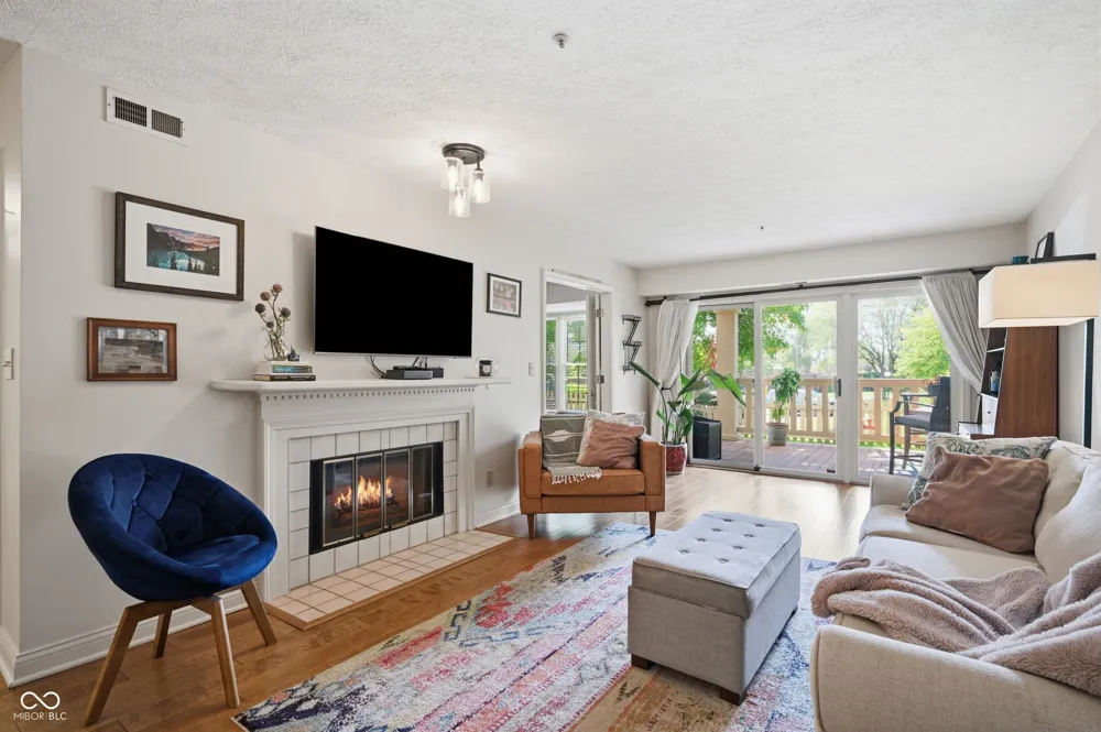7601 Newport Bay Drive #112 Indianapolis, IN 46240