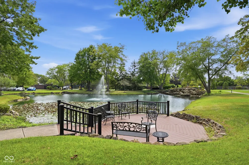 7601 Newport Bay Drive #112 Indianapolis, IN 46240