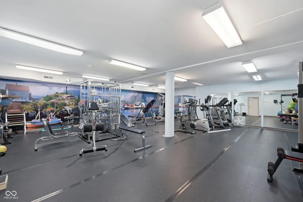 7601 Newport Bay Drive #112 Indianapolis, IN 46240