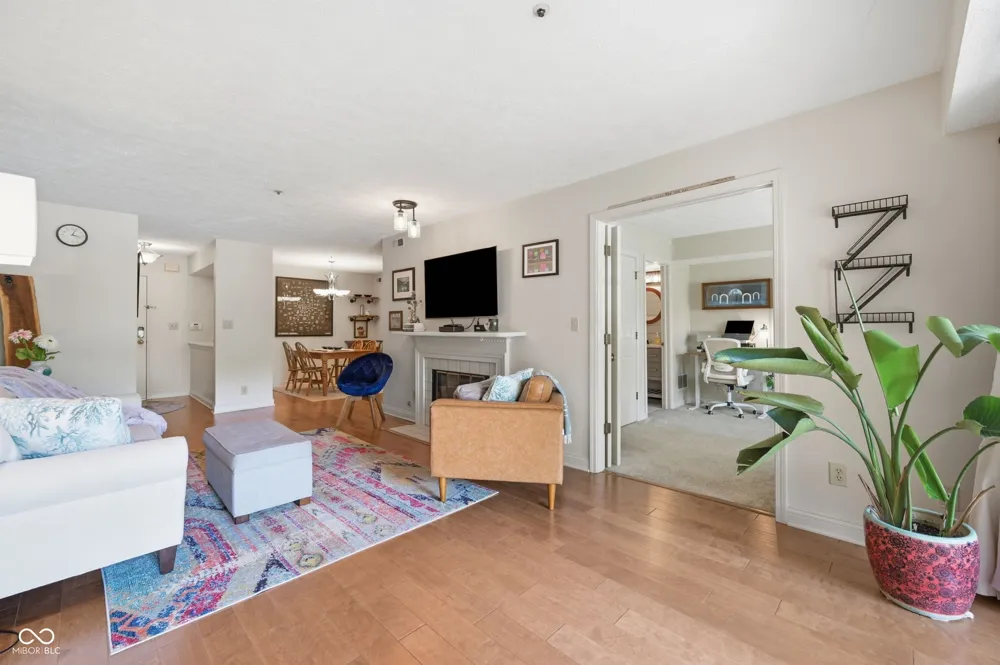 7601 Newport Bay Drive #112 Indianapolis, IN 46240