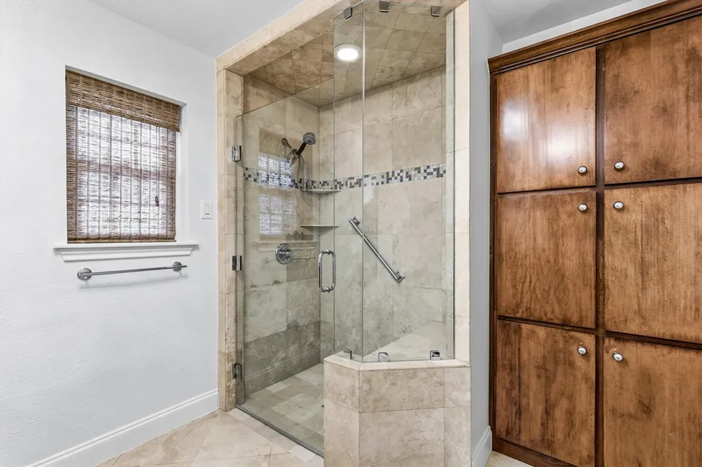 3741 Weeburn Drive Dallas, TX 75229