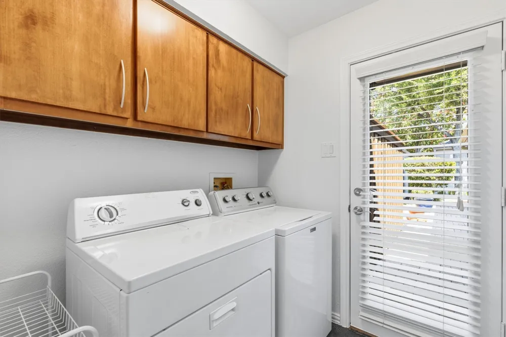 3741 Weeburn Drive Dallas, TX 75229