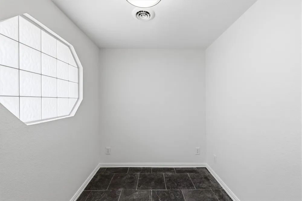 3741 Weeburn Drive Dallas, TX 75229