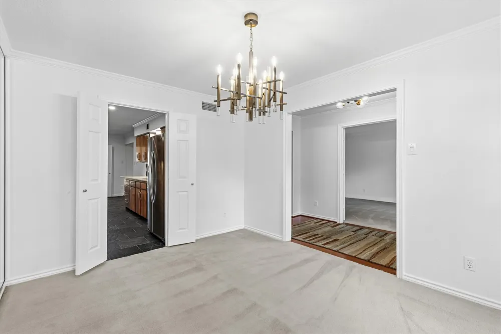 3741 Weeburn Drive Dallas, TX 75229