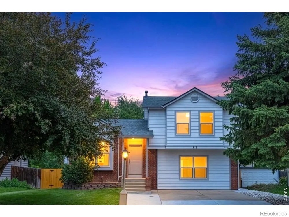712 Cameron Lane Longmont, CO 80504