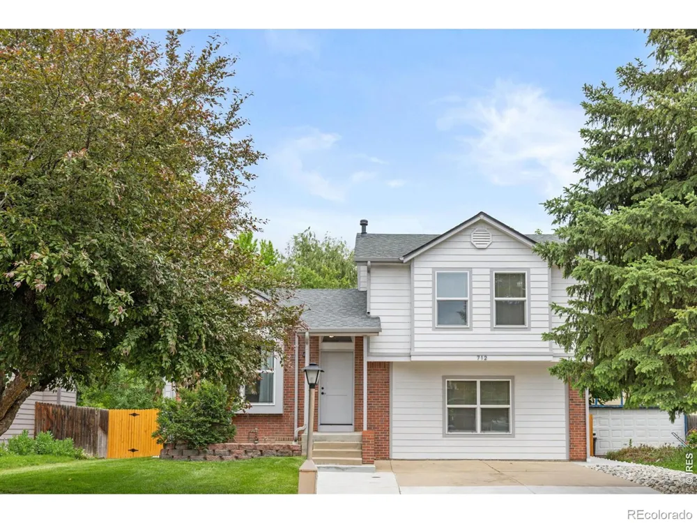 712 Cameron Lane Longmont, CO 80504