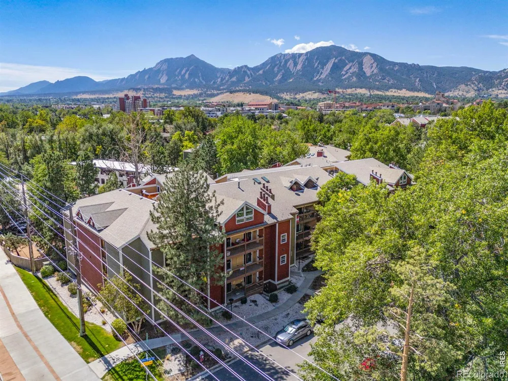 2992 Shadow Creek Drive #202 Boulder, CO 80303