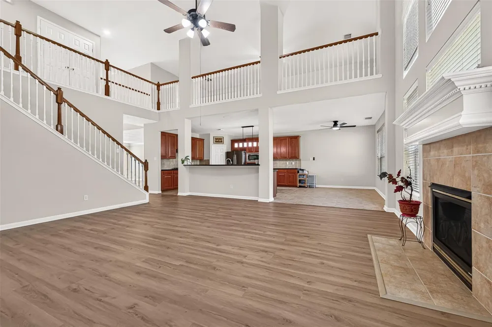 2022 Grand Willow Lane Richmond, TX 77469