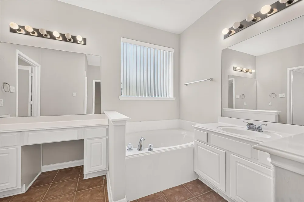 2022 Grand Willow Lane Richmond, TX 77469