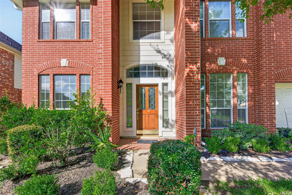 2022 Grand Willow Lane Richmond, TX 77469