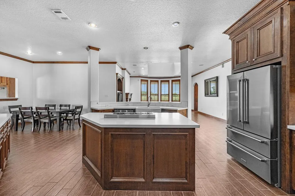 2310 Peters Road Crosby, TX 77532