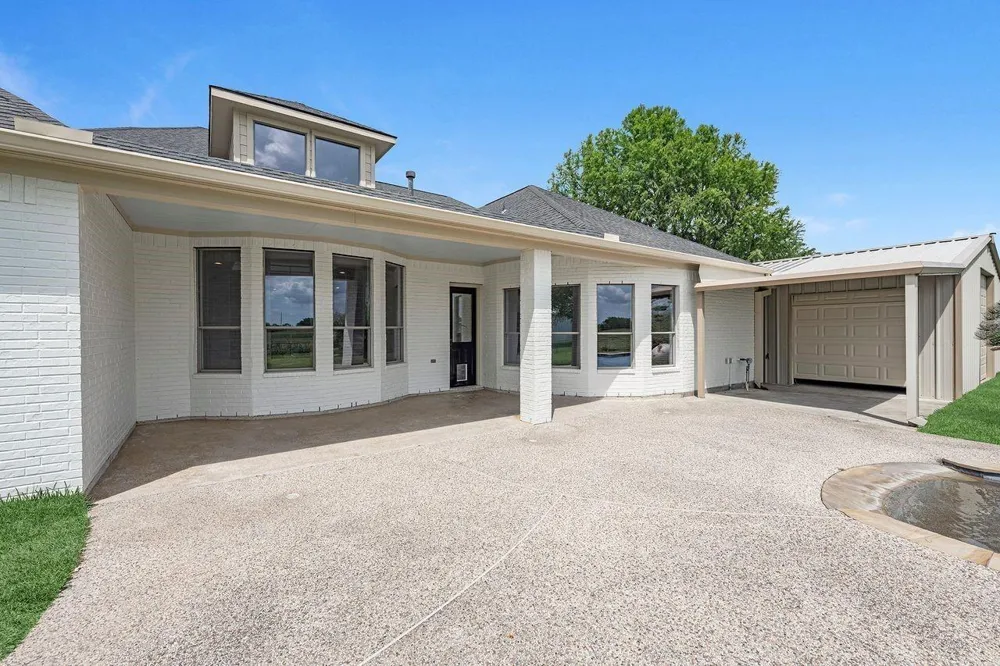 2310 Peters Road Crosby, TX 77532