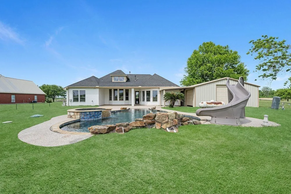 2310 Peters Road Crosby, TX 77532
