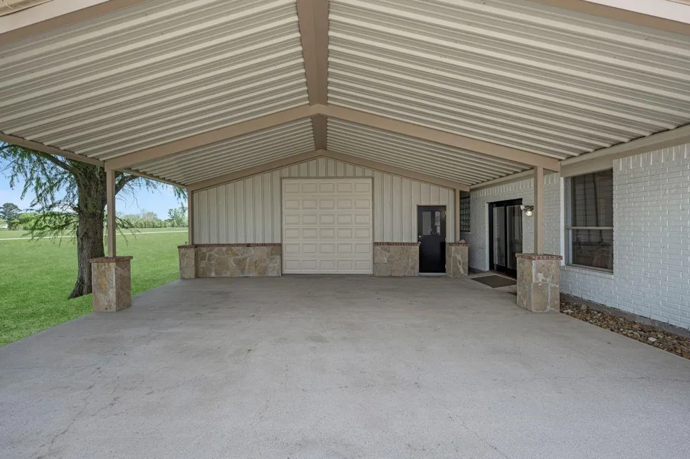 2310 Peters Road Crosby, TX 77532