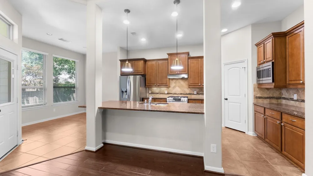 14 Painted Post Place Spring, TX 77389