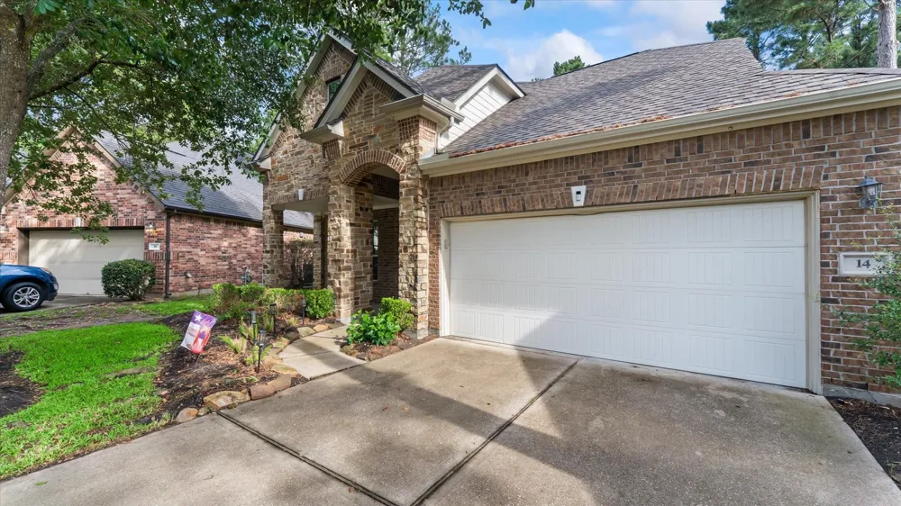 14 Painted Post Place Spring, TX 77389