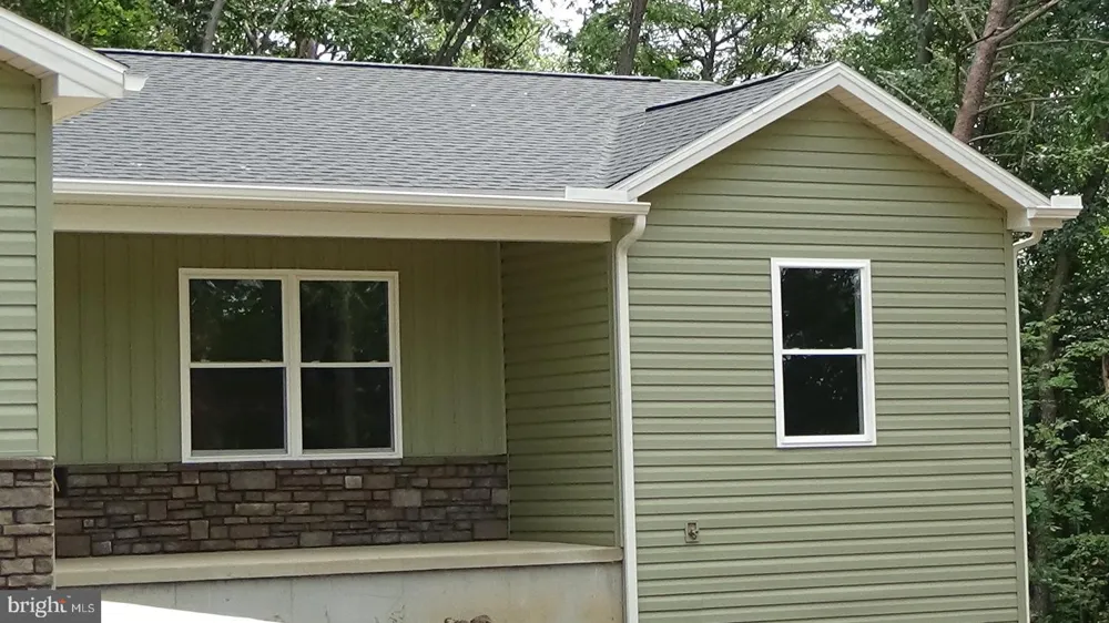 119 EAGLE LANE New Bloomfield, PA 17068