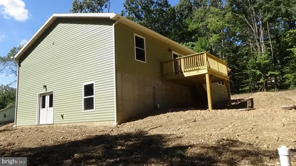 119 EAGLE LANE New Bloomfield, PA 17068
