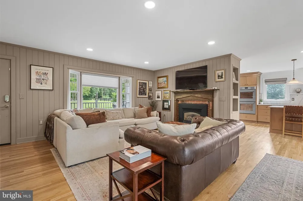 43581 LOST CORNER ROAD Leesburg, VA 20176