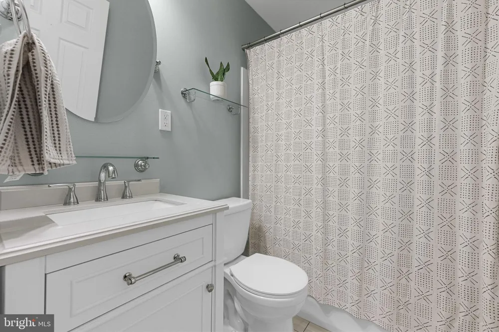 43581 LOST CORNER ROAD Leesburg, VA 20176