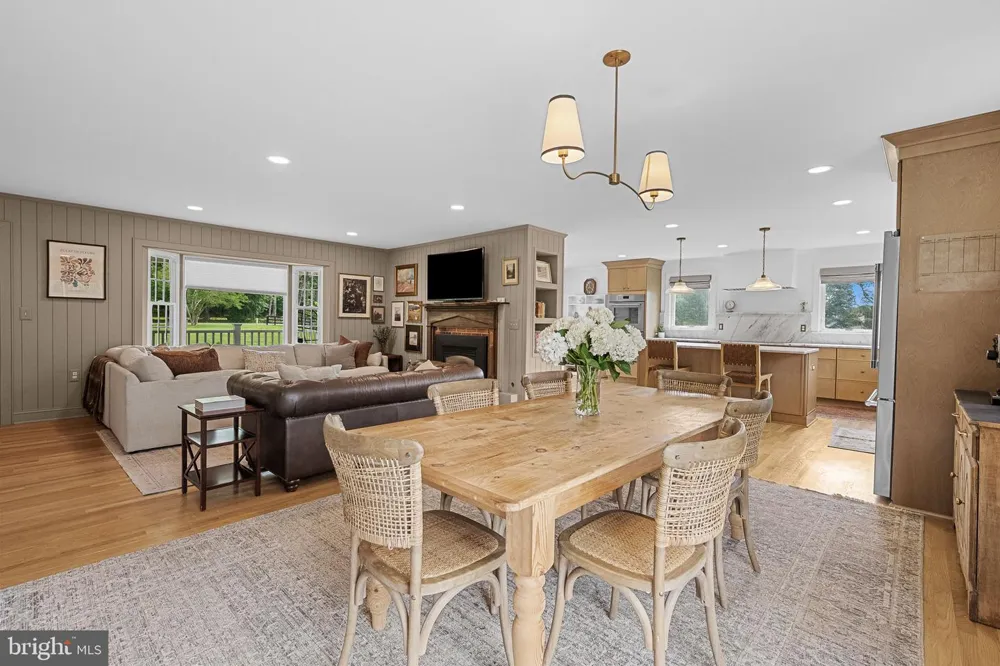43581 LOST CORNER ROAD Leesburg, VA 20176