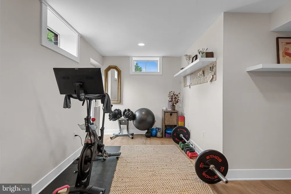 43581 LOST CORNER ROAD Leesburg, VA 20176