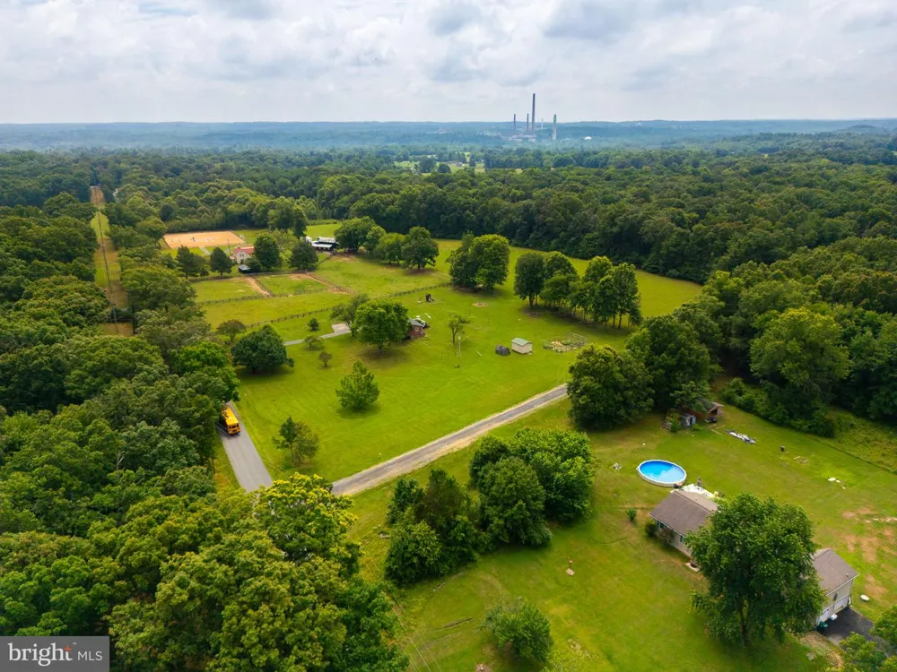 43581 LOST CORNER ROAD Leesburg, VA 20176