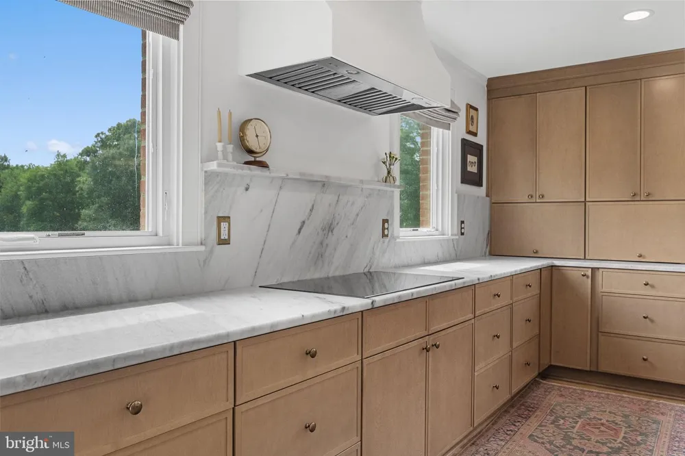 43581 LOST CORNER ROAD Leesburg, VA 20176
