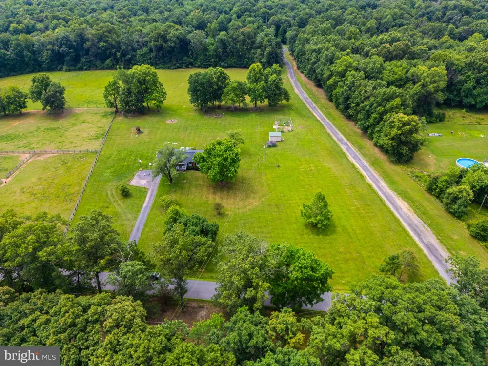 43581 LOST CORNER ROAD Leesburg, VA 20176