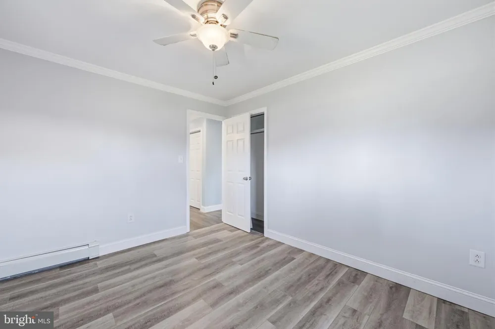 48 BEECHTREE ROAD Levittown, PA 19057