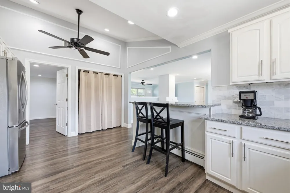 48 BEECHTREE ROAD Levittown, PA 19057