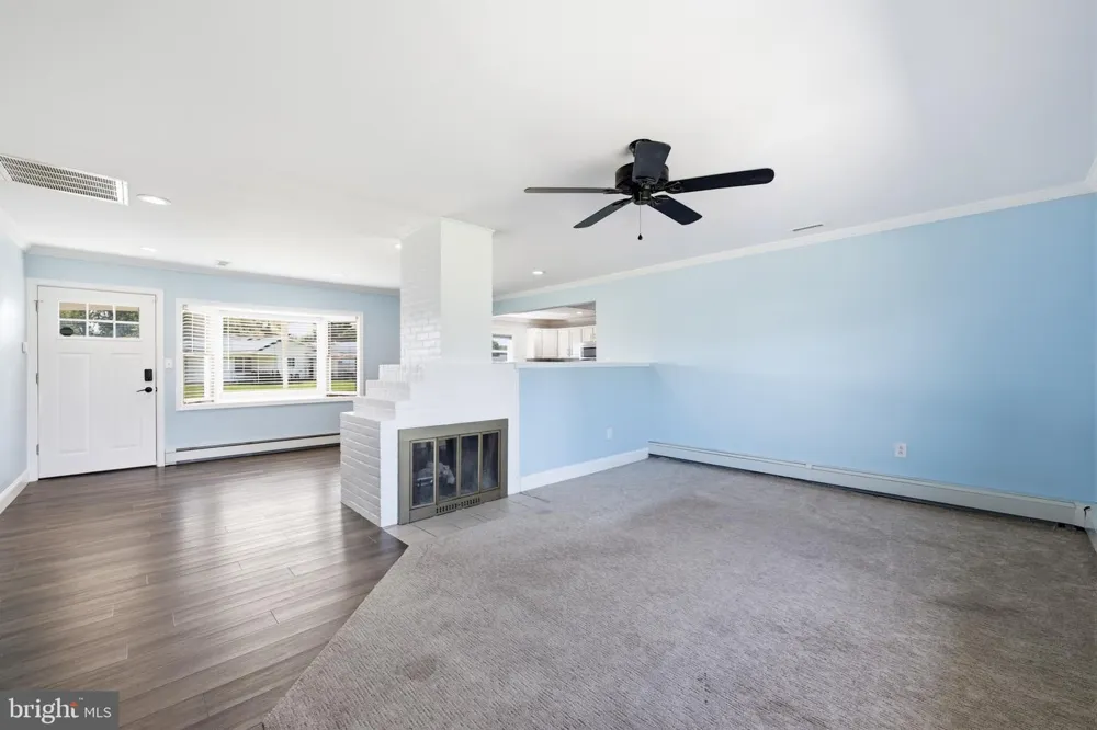 48 BEECHTREE ROAD Levittown, PA 19057