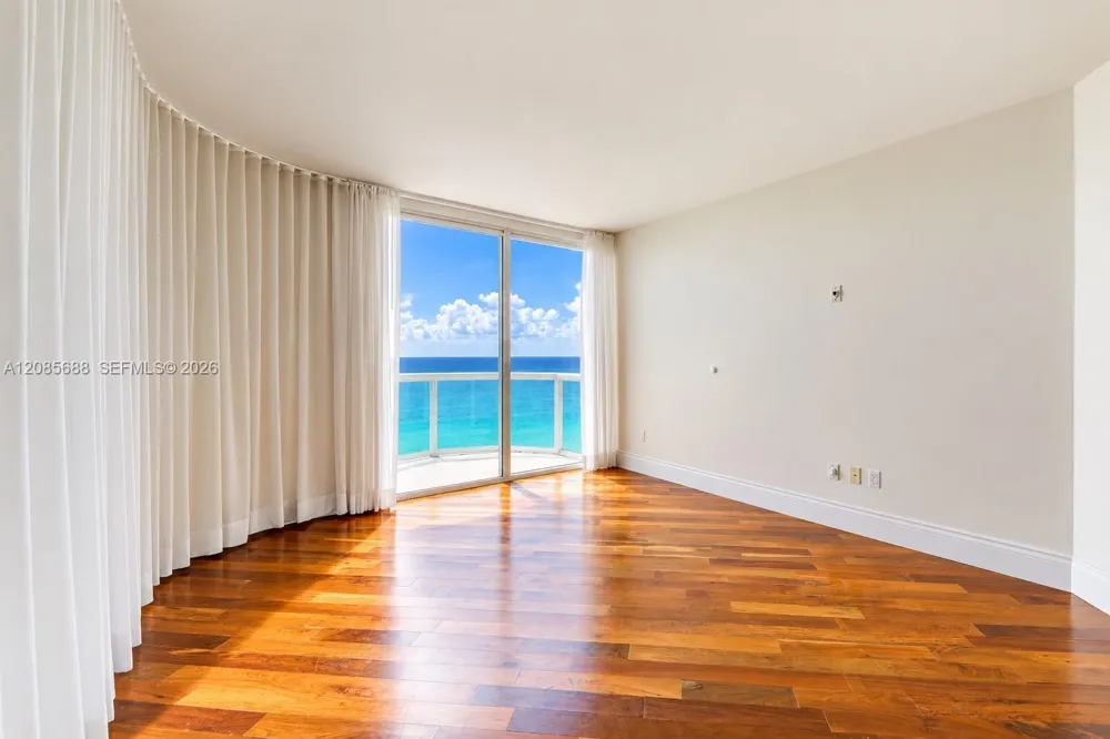 6365 Collins Ave #3403 Miami Beach, FL 33141