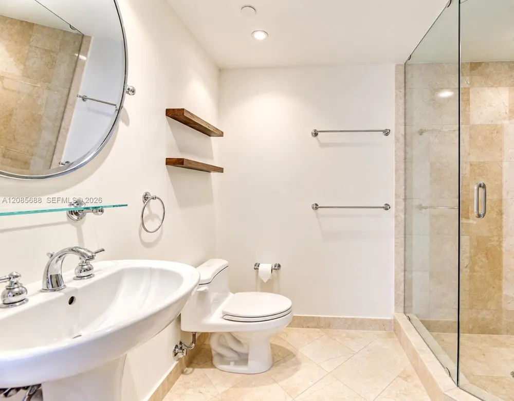 6365 Collins Ave #3403 Miami Beach, FL 33141
