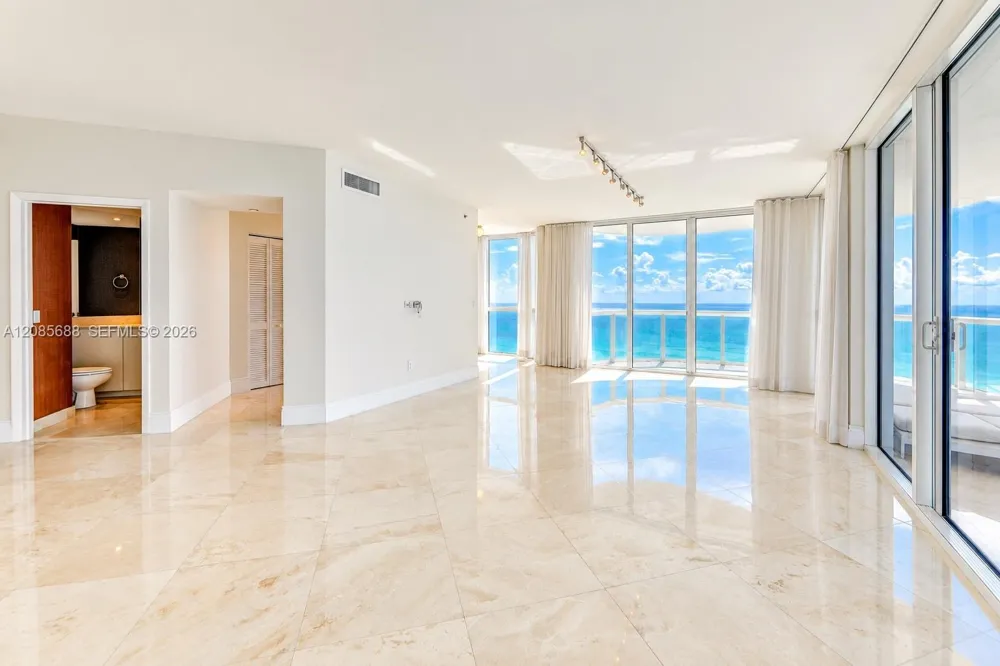 6365 Collins Ave #3403 Miami Beach, FL 33141