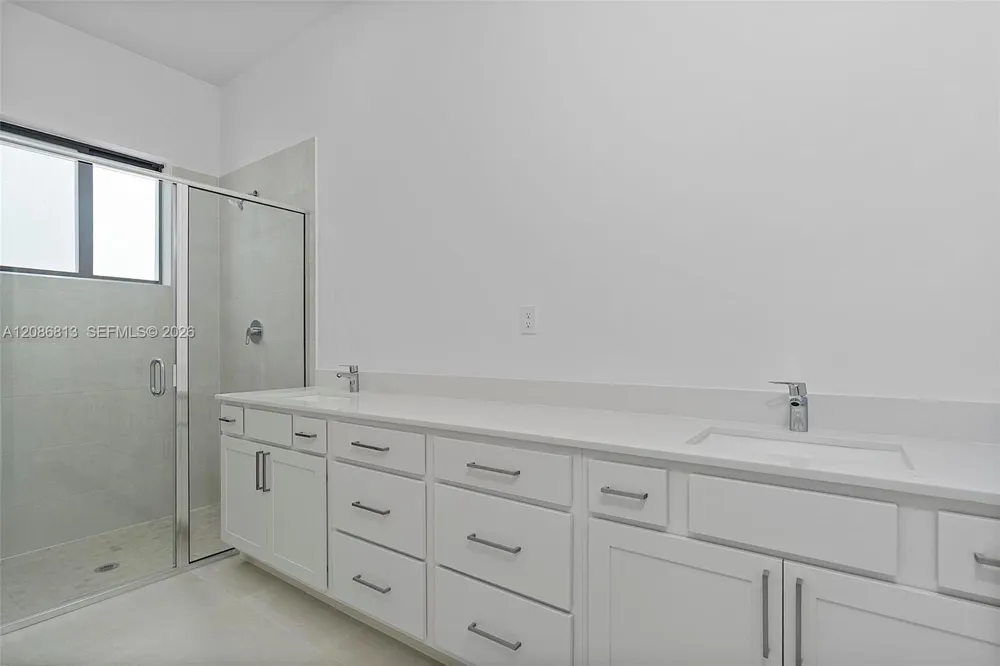 20943 SW 96th Ct Cutler Bay, FL 33189