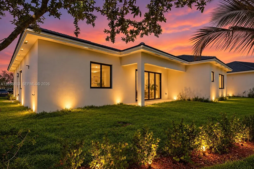 20943 SW 96th Ct Cutler Bay, FL 33189