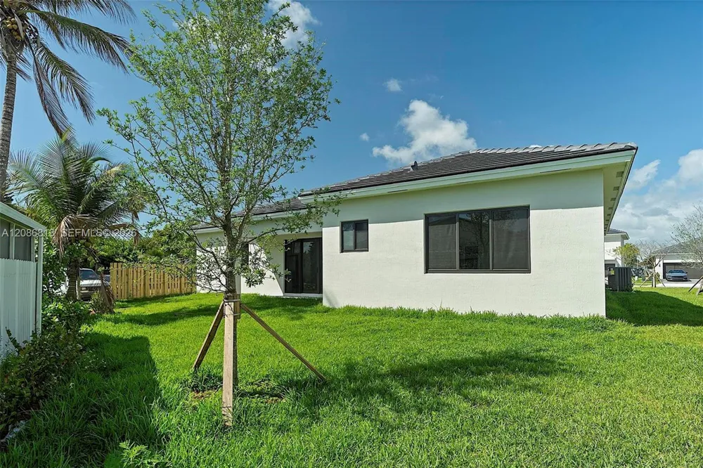 20943 SW 96th Ct Cutler Bay, FL 33189