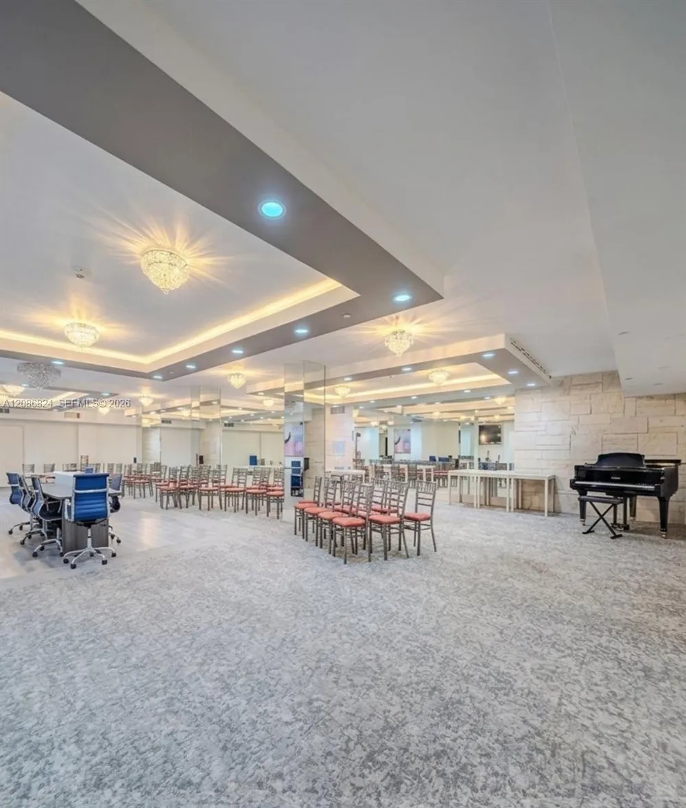 2655 Collins Ave #602 Miami Beach, FL 33140