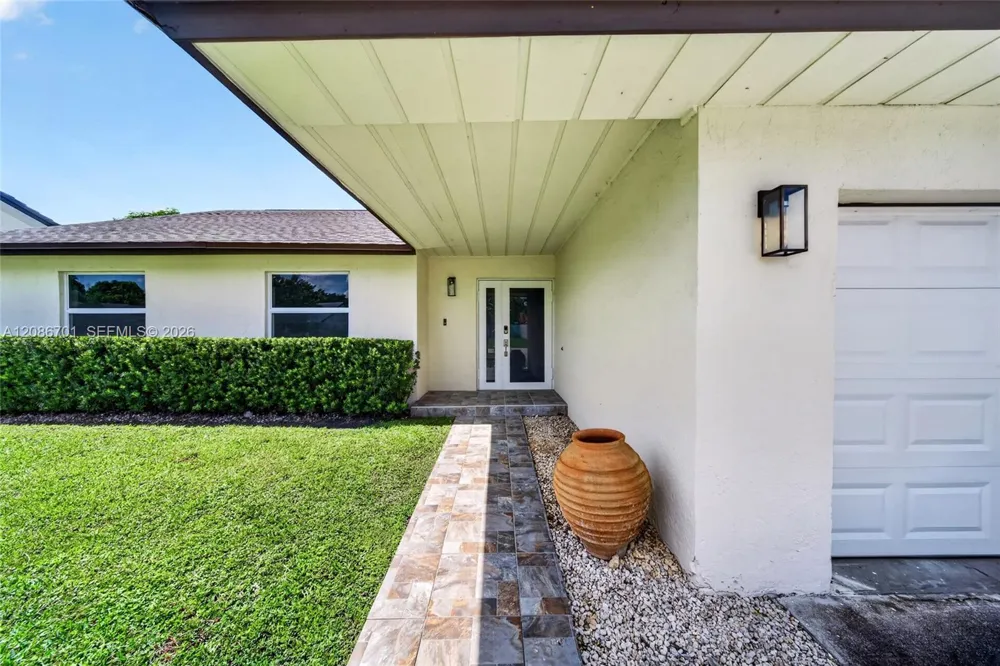 12840 SW 147th Terr Rd Miami, FL 33186