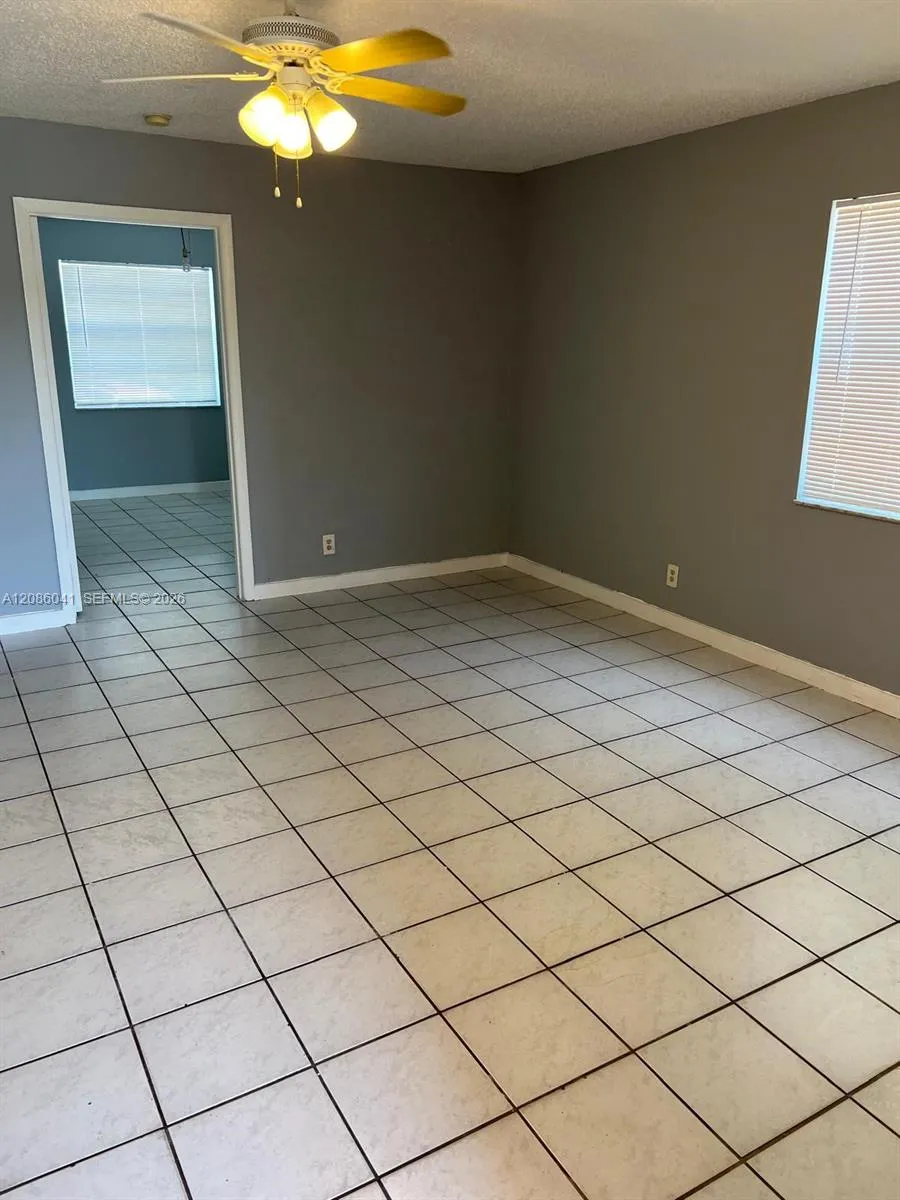 2920 Pierce St #4 Hollywood, FL 33020