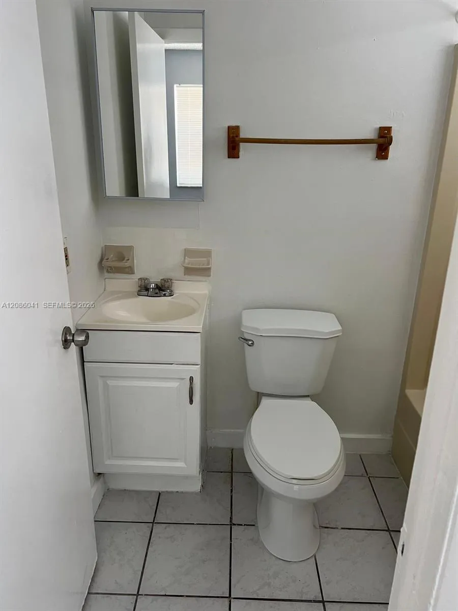 2920 Pierce St #4 Hollywood, FL 33020