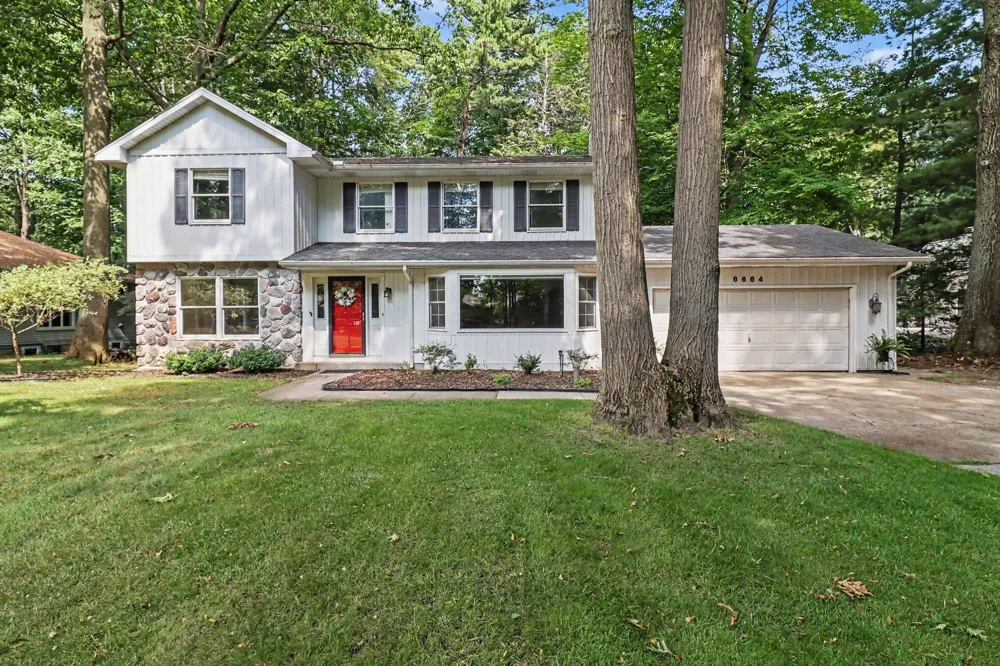 6664 W Timber Lane Pere Marquette Charter Township, MI 49431
