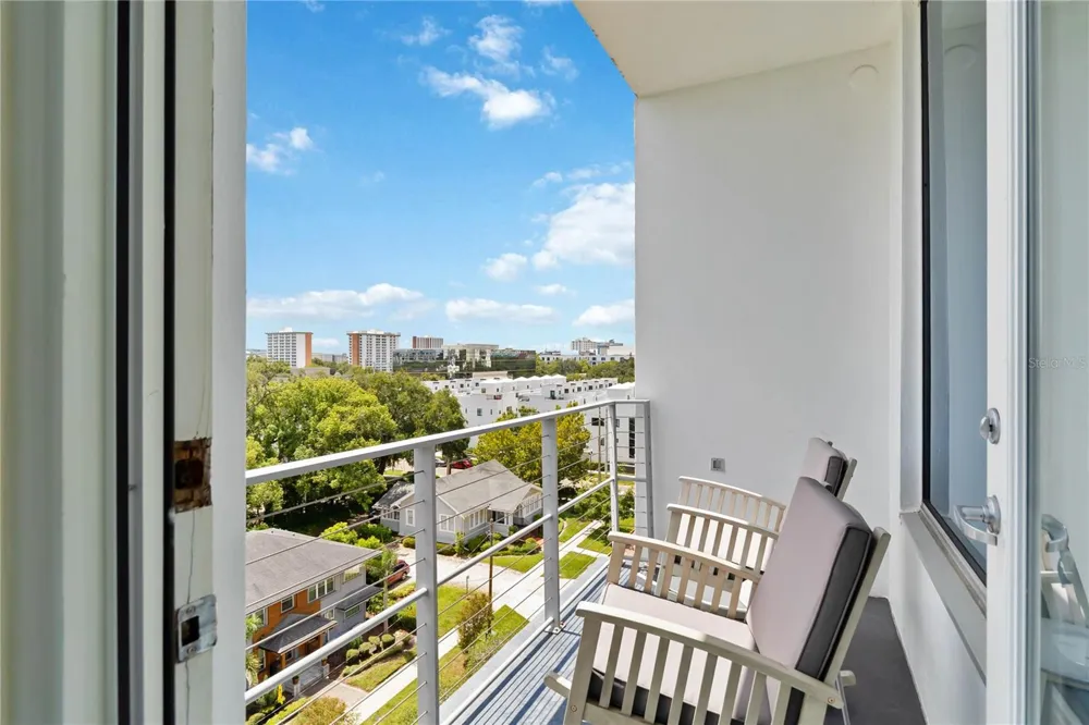 525 E JACKSON STREET #706 Orlando, FL 32801