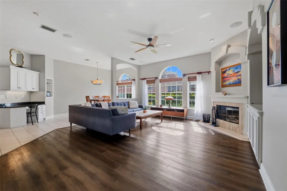 12012 BREWSTER DRIVE Tampa, FL 33626