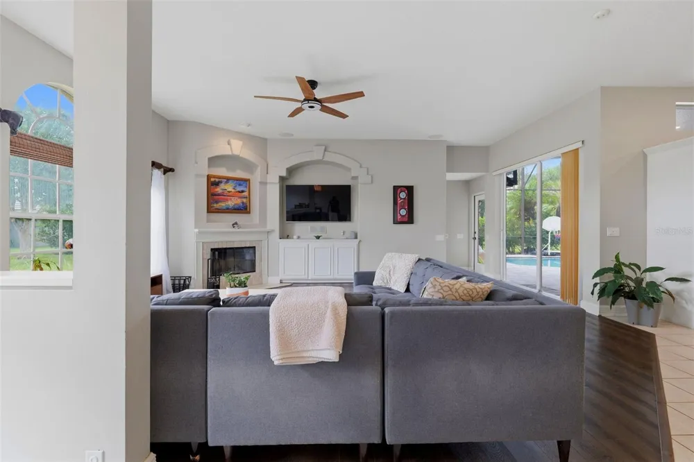 12012 BREWSTER DRIVE Tampa, FL 33626