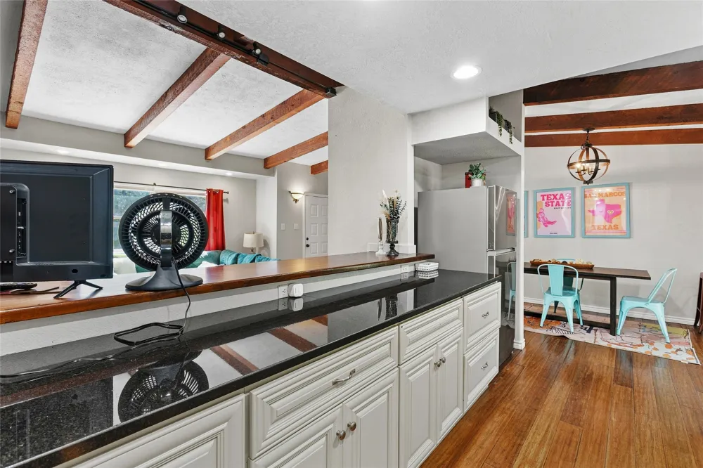 111 Merrywood Lane San Marcos, TX 78666
