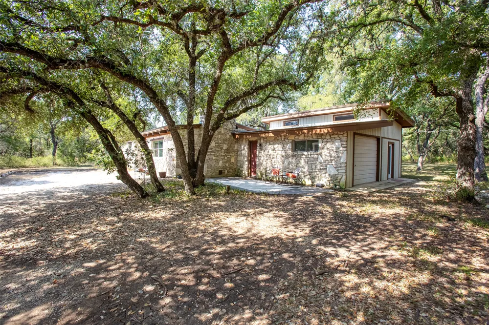 111 Merrywood Lane San Marcos, TX 78666